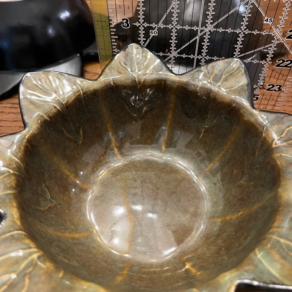 Sunflower Shaped Green‎ Ceramic Bowls